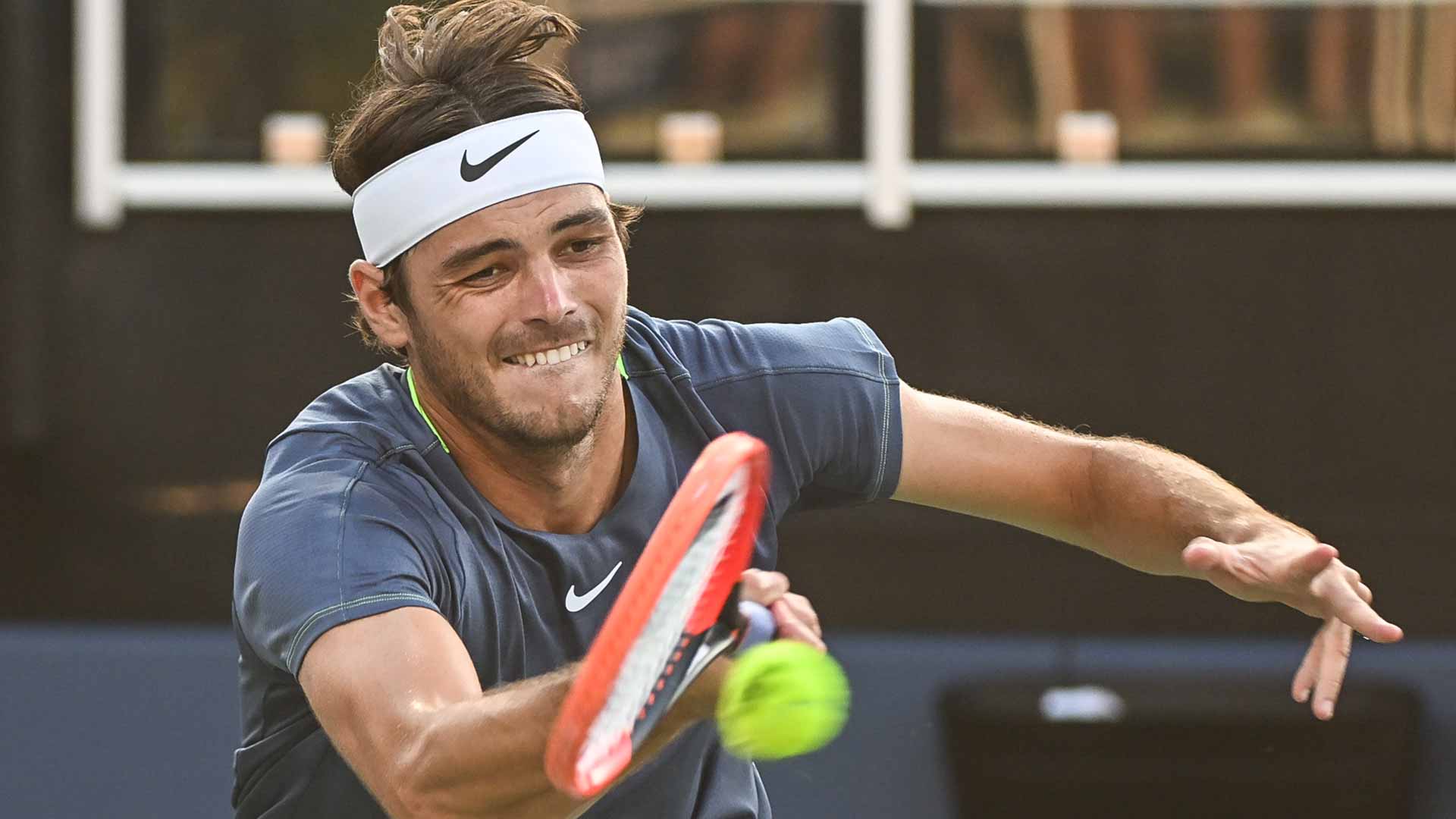 Tokyo Take-Off! Shapovalov Serves Past Johnson