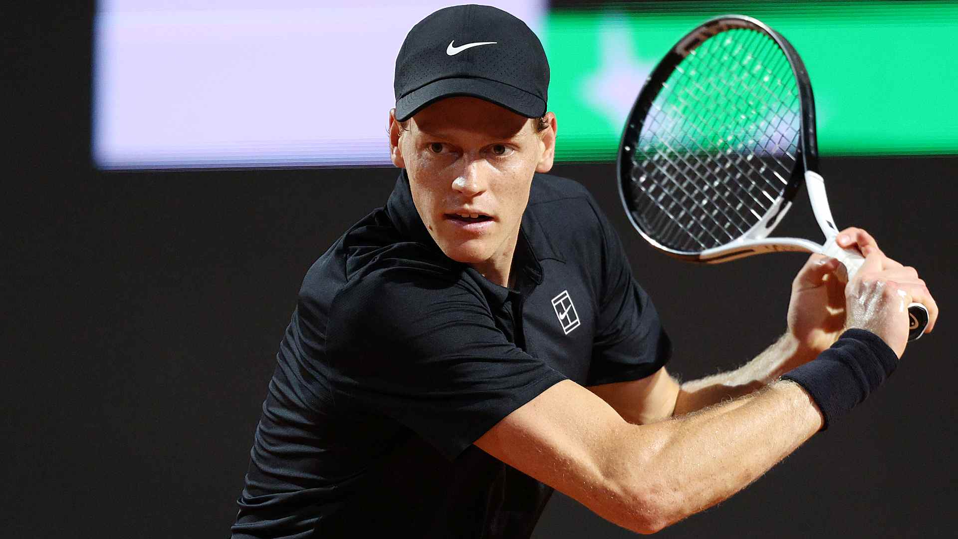 Jannik Sinner arrives at 2026 Roland Garros on a 29-match winning streak.